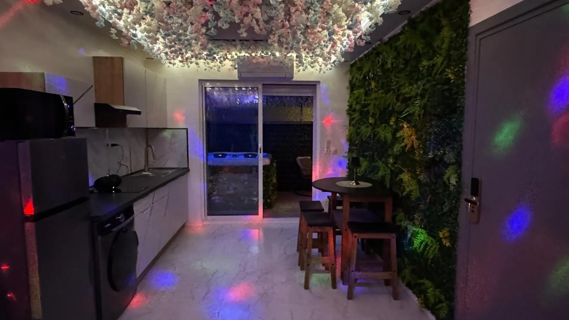 Apartment Appartement Moderne Avec Jacuzzi Lille